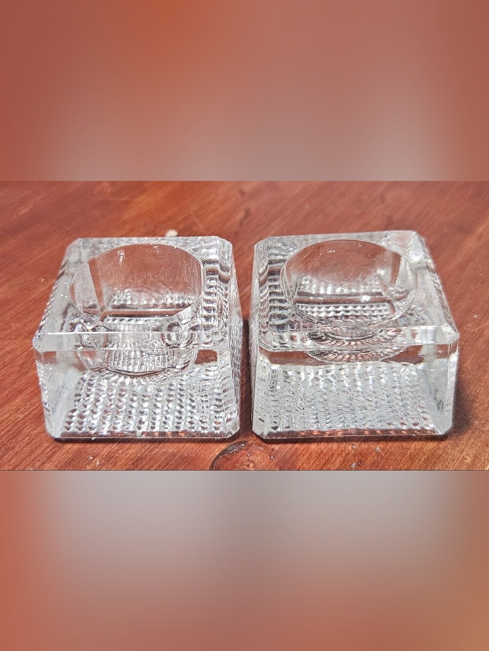2 VINTAGE WAFFLE CUT BASE CLEAR GLASS SQUARE SALT DIP CELLAR